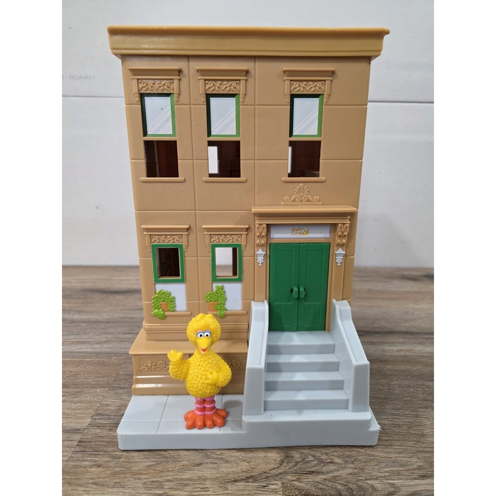 2008 Mattel Sesame Street 123 Hooper's Store Playset Includes Big Bird